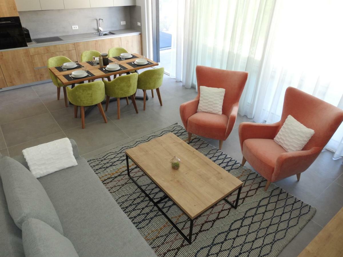 Luxury Apartments Magali 2 Rovigno Esterno foto