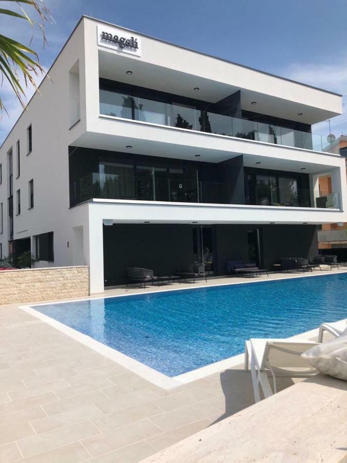 Luxury Apartments Magali 2 Rovigno Esterno foto