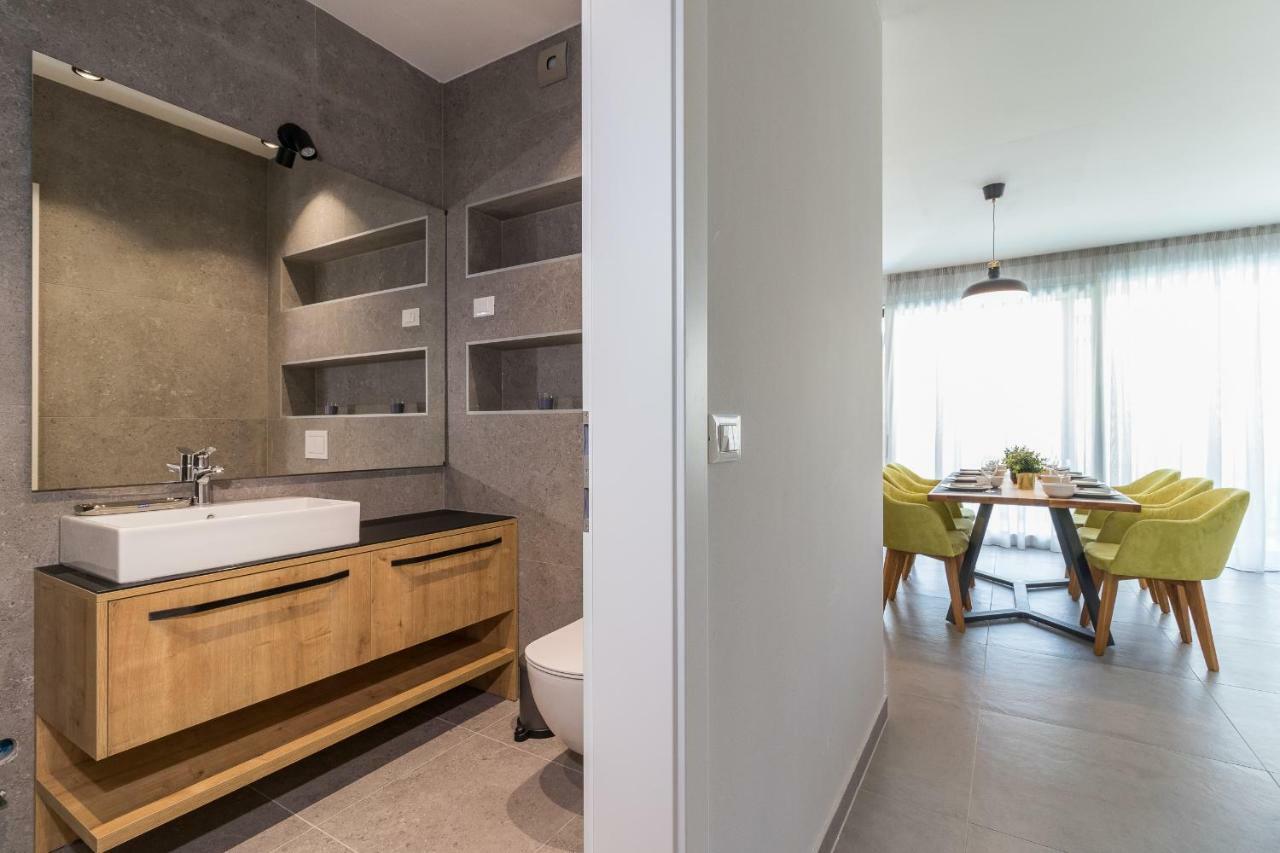 Luxury Apartments Magali 2 Rovigno Esterno foto