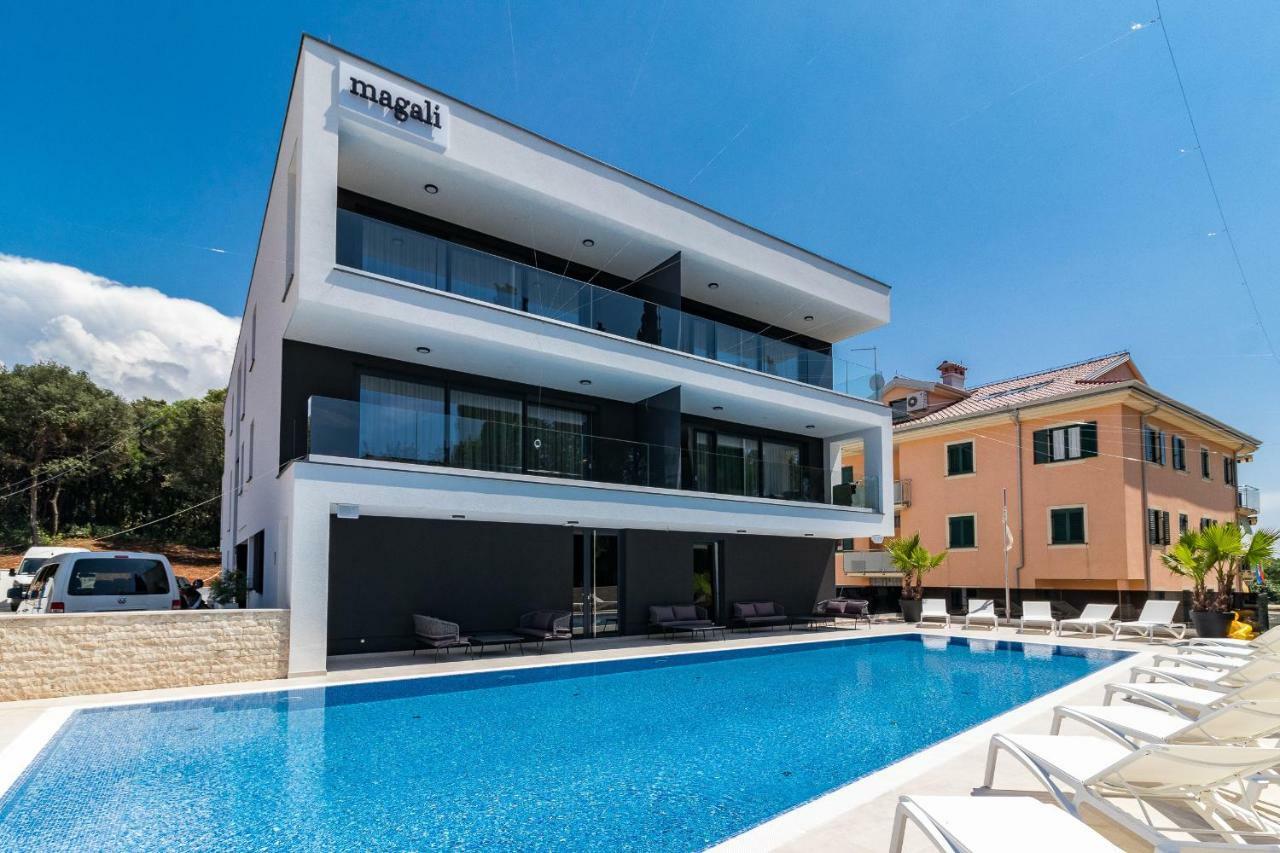 Luxury Apartments Magali 2 Rovigno Esterno foto